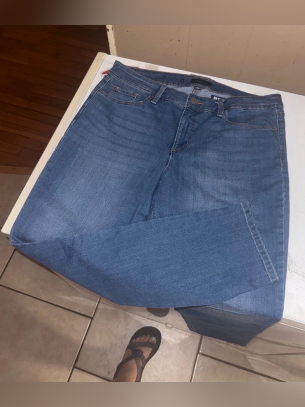 Classic Blue Women’s Jeans - Comfortable Everyday Fit